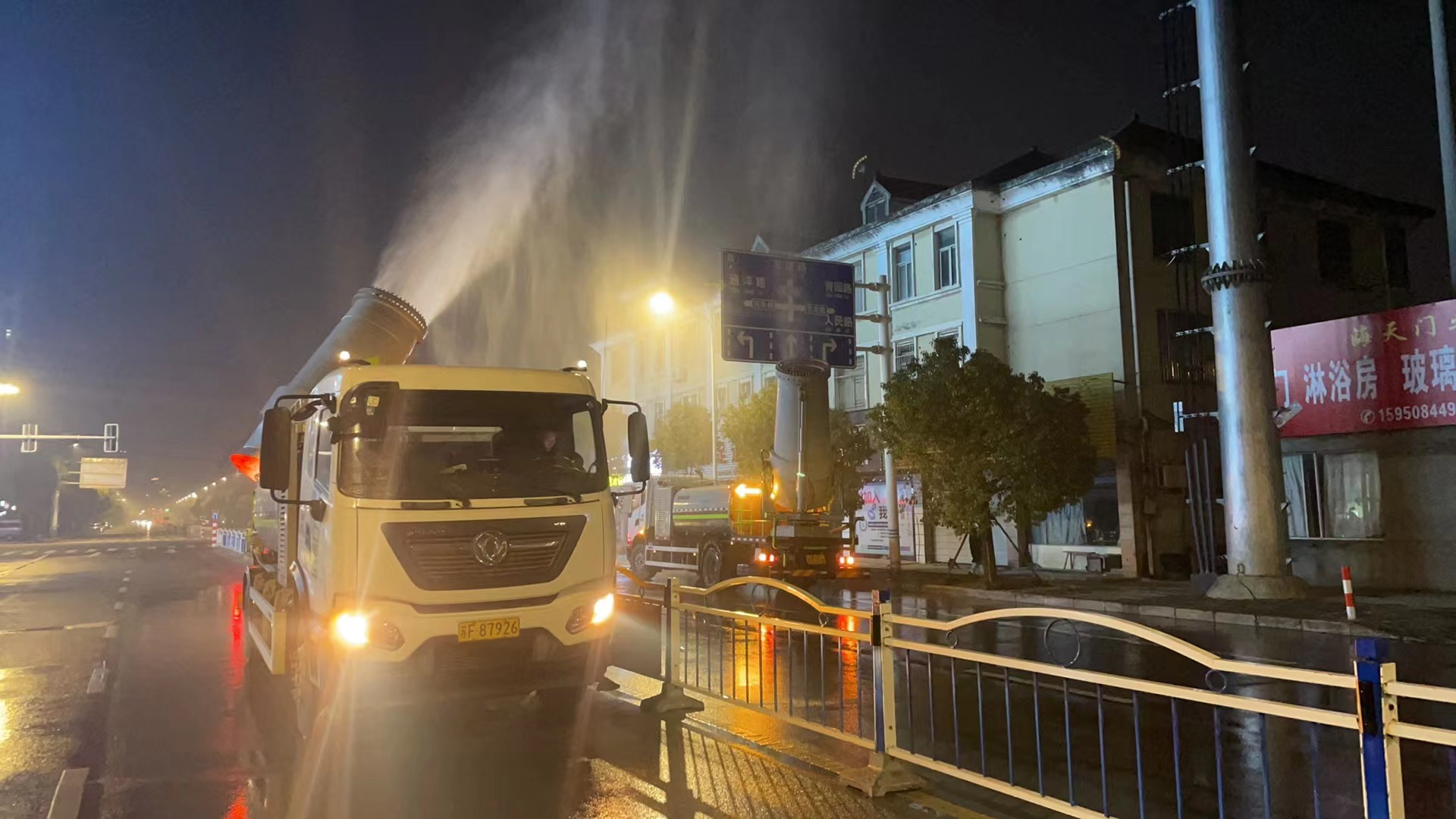 堅守一線 守護“春潔”4